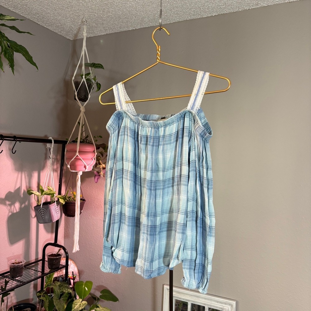 Cupio Blue Plaid Cold Shoulder Top Lace Trim Women's Size L
